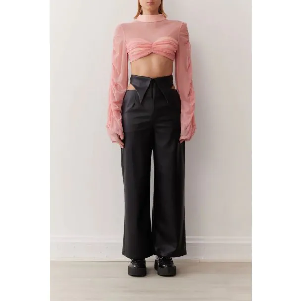 How to Care for Women's Tops to Keep Them Looking New
